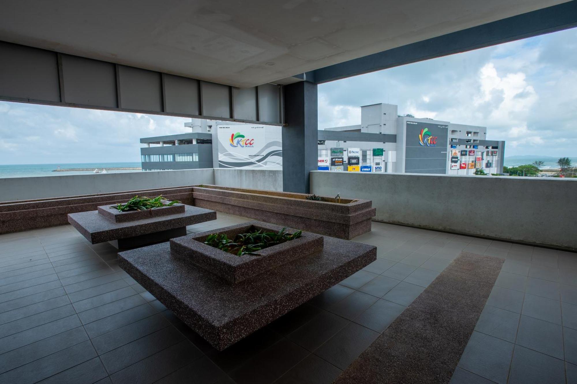 Infinity Sea View Pool Beach View 3Rooms 2Parkings Куала-Тренгану Экстерьер фото